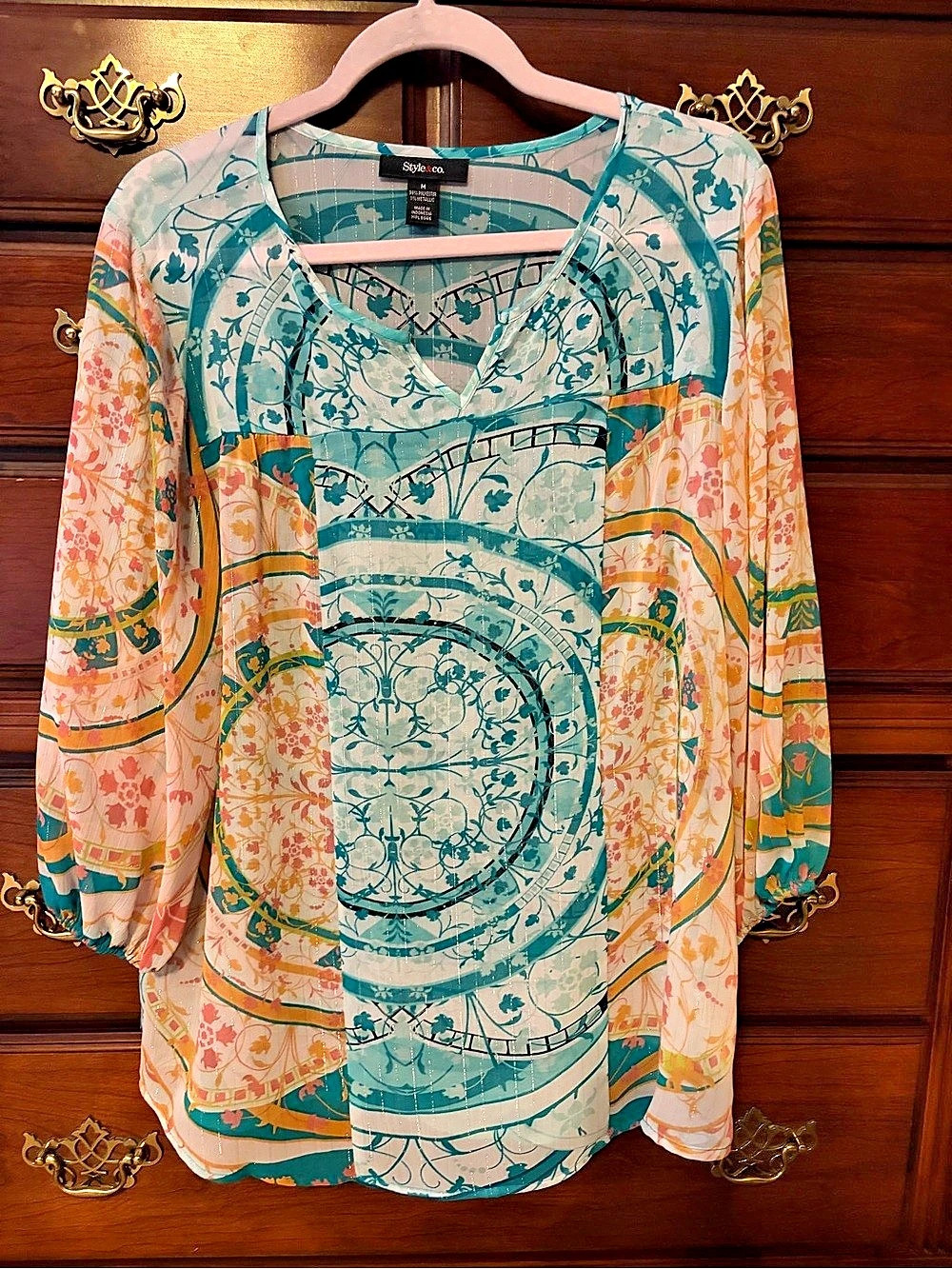 Style & Co. Abstract Print Blouse in Green & Orange Size Medium Like New